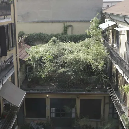 Il Cortile Di Mailand