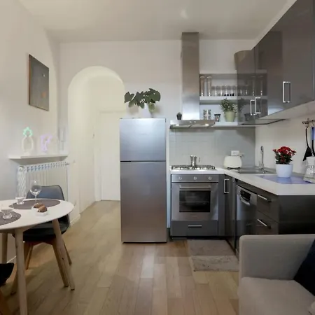 Il Cortile Di بيت للعطل
